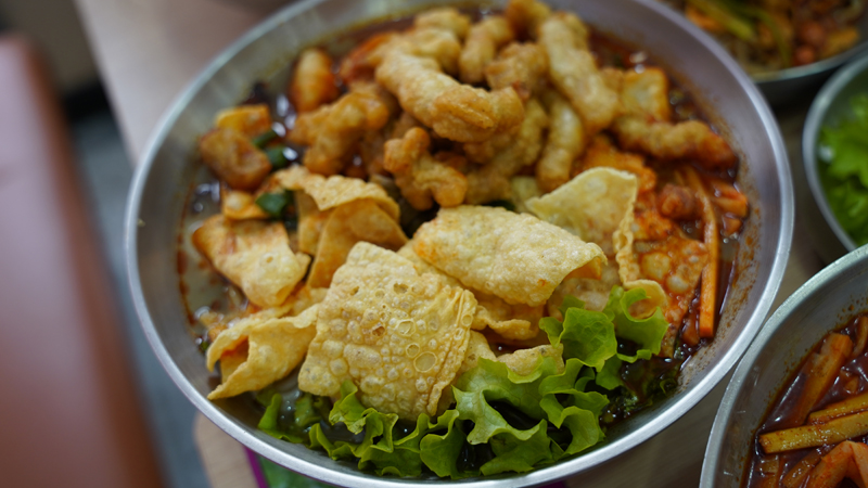 低成本高收益的柳蛳蛳螺蛳粉加盟靠的就是环境食材和性价比