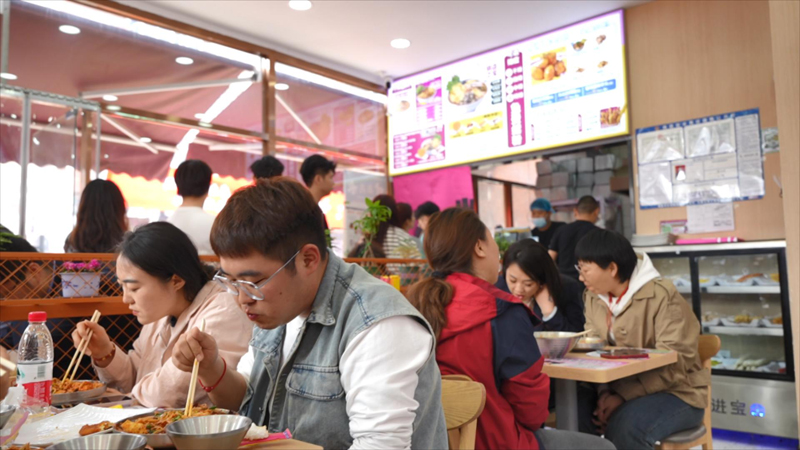 柳蛳蛳螺蛳加盟店开业成本高吗? 柳蛳蛳螺蛳加盟店开业成本高吗?