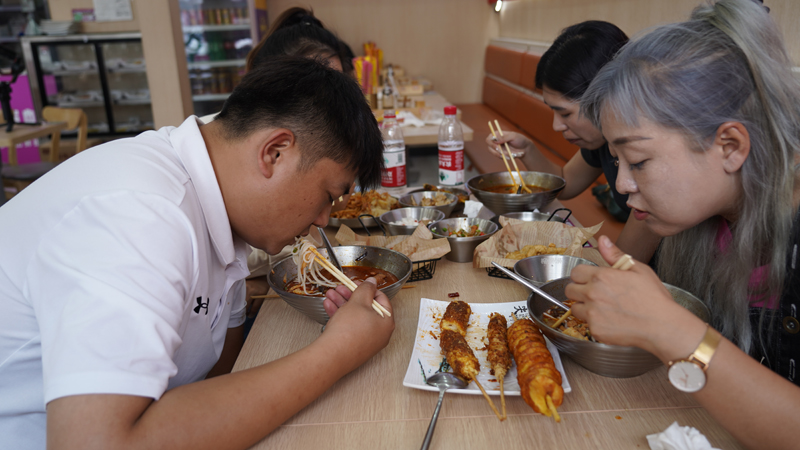 正宗螺蛳粉加盟店.jpg