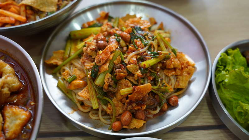 江苏螺蛳粉加盟店.jpg