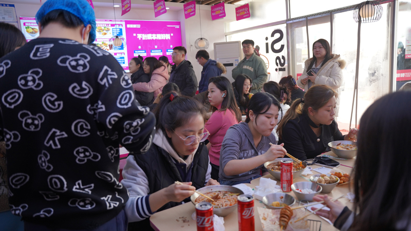 开个螺蛳粉店.jpg 开个螺蛳粉店.jpg