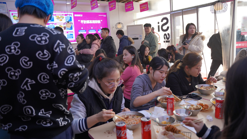 做螺蛳粉店连锁加盟店.jpg 做螺蛳粉店连锁加盟店.jpg